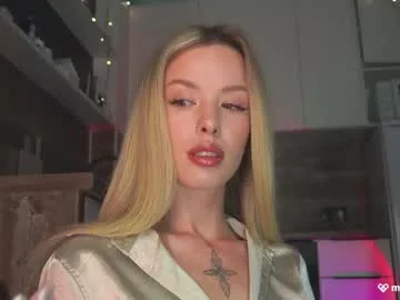 agent_blonde Image 3
