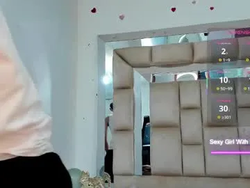 amber_adams_ Image 2