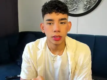andrew_twink18 Image 2