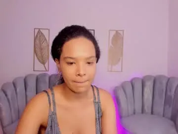 ayshel_cooperr Image 3