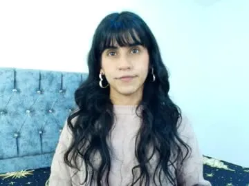 bella_poisonous Image 18