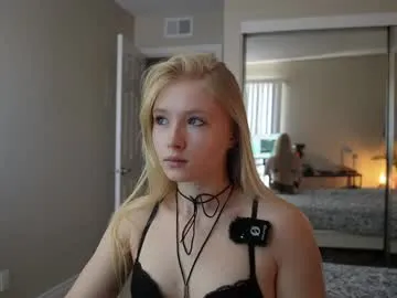 bestblondiiecb Image 18