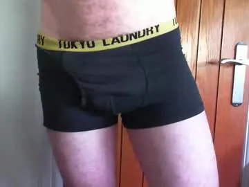 brit_dadbod Image 5