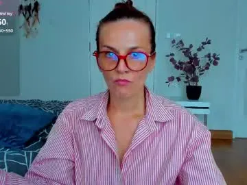 britneyhall Image 7