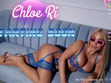 chloe_ri Image 14