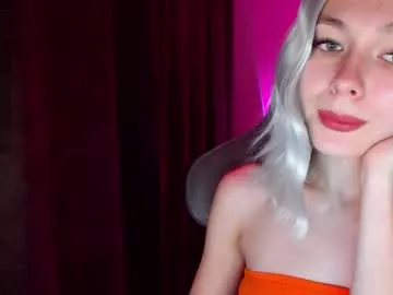 hey_nora_ Image 15