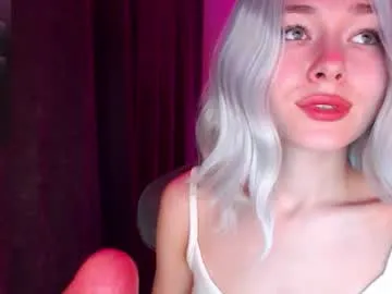 hey_nora_ Image 18