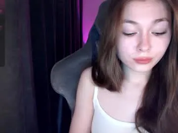 hey_nora_ Image 3