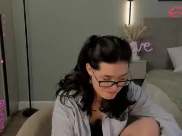 jazminenakano Image 16