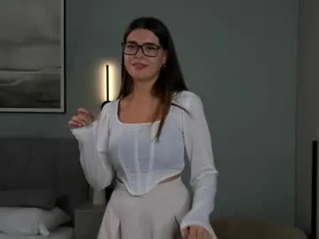 jazminenakano Image 3