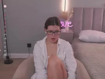 jazminenakano Image 9