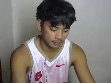 julz_alwayshorny's Thumb Image