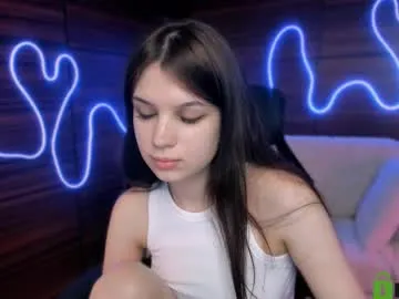 kylie_angel3 Image 7
