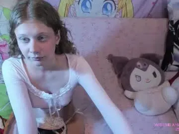 l1ttlekiki Image 13