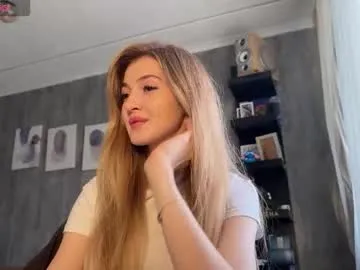 lily_savage Image 3