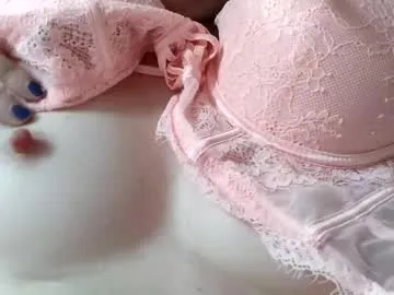 littlesubgirl_ Image 3