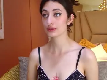 lola_creamy Image 10