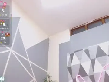 lucy_dirty28 Image 6