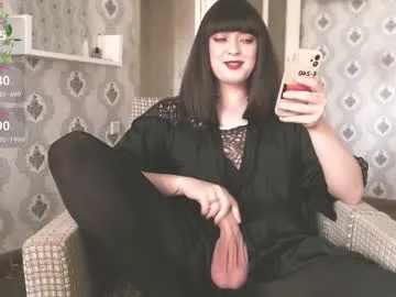 mia_wallase Image 2
