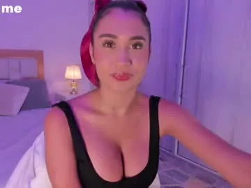 missjuliaa_ Image 8