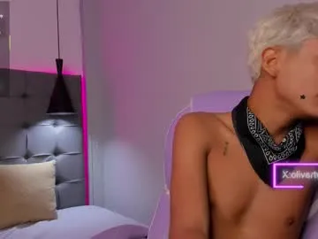 olivertwinky_ Image 4