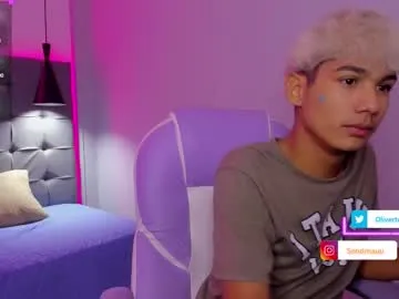 olivertwinky_ Image 9