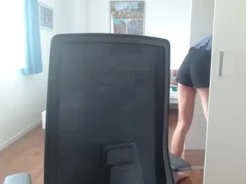 overkneebabe Image 4