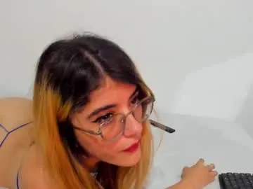 roxanajames__ Image 6