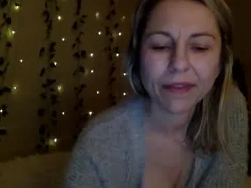 sassyella Image 3