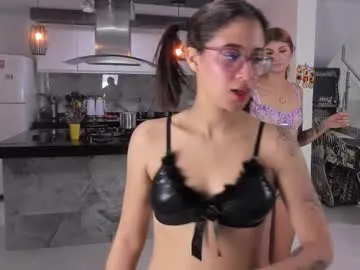 sexy_hot_friends_ Image 17