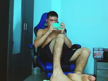 skinny_marked Image 3