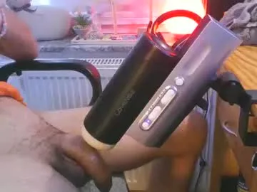 toohugeandstonedxoxo Image 12