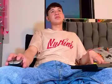 twink_daren Image 13