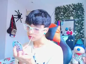 twink_sebas_ Image 2