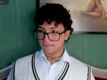 valentin0_3's Thumb Image