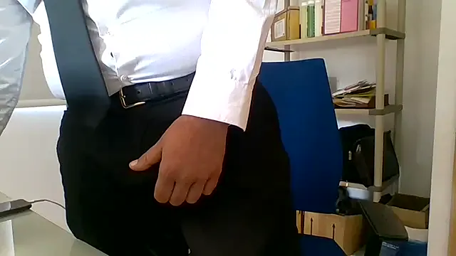 66MA69 Image 11