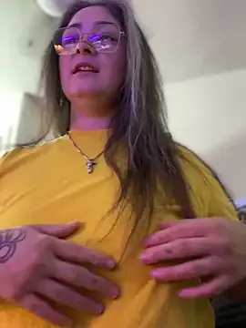 Alix_Valentine Image 5