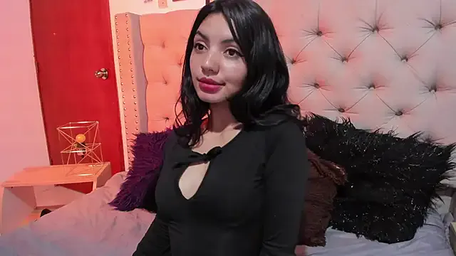 Amara_Cendella's Thumb Image