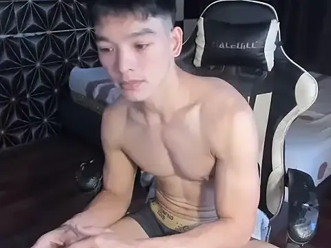 AsianHotBODYY's Thumb Image