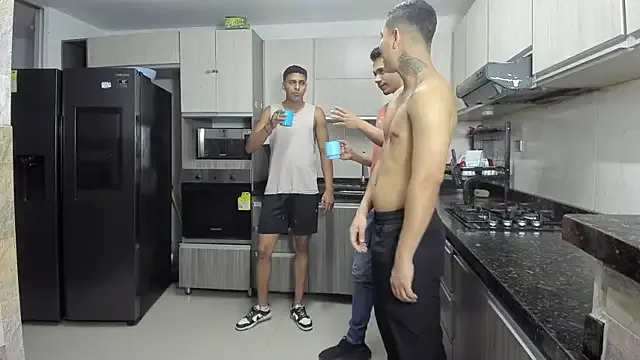 badguyss_bisex Image 7