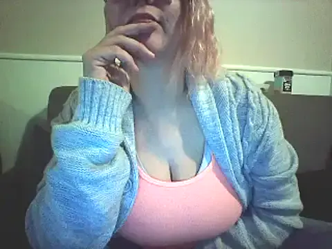 Big-Tits-McGee Image 6