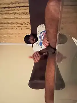 BigBDMari Image 2