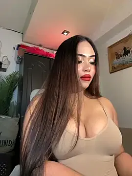 BigDominaMia Image 18