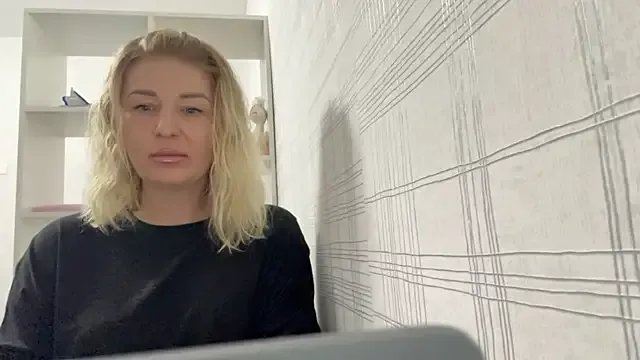 Blondie_xoxoxo Image 7