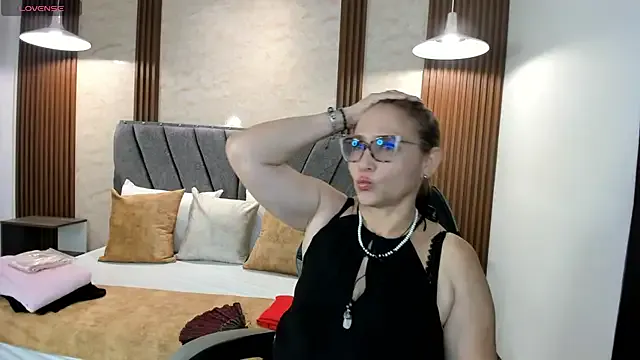 Cailinmilf's Thumb Image