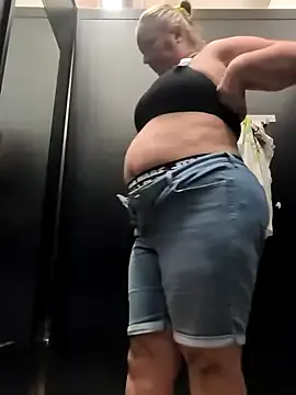 Canadian_BBW Image 8