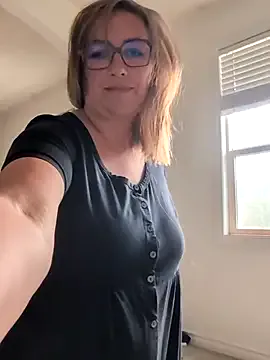 Canadian_BBW Image 9