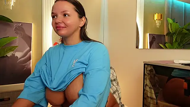 CelesteBailey Image 16