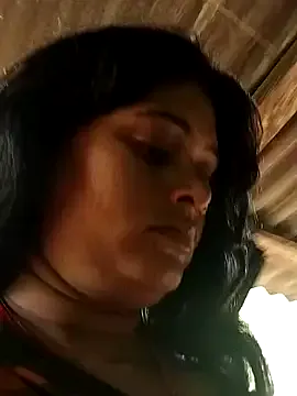Chandni Image 11