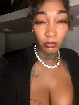 CUMQUEEN-XXX69 Image 2